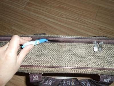 牙签可以轻松划开箱包51免费看片APP下载吗？——51看片免费下载51免费看片APP下载厂家